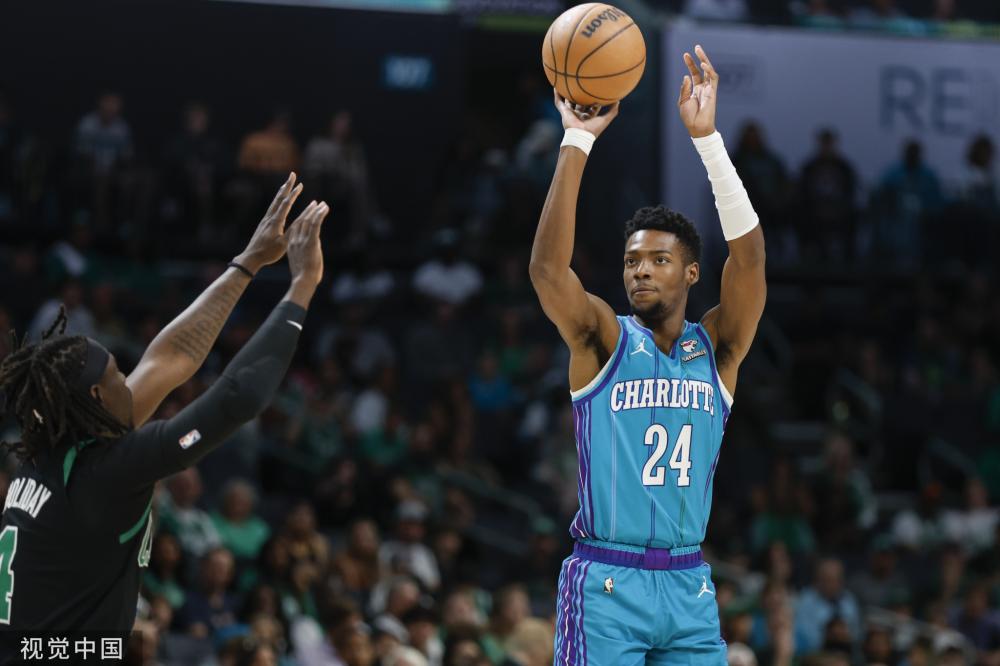 中展现了自 中展现了自